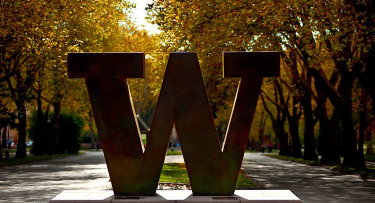 Photo of Bronze W at entrance to UW Campus