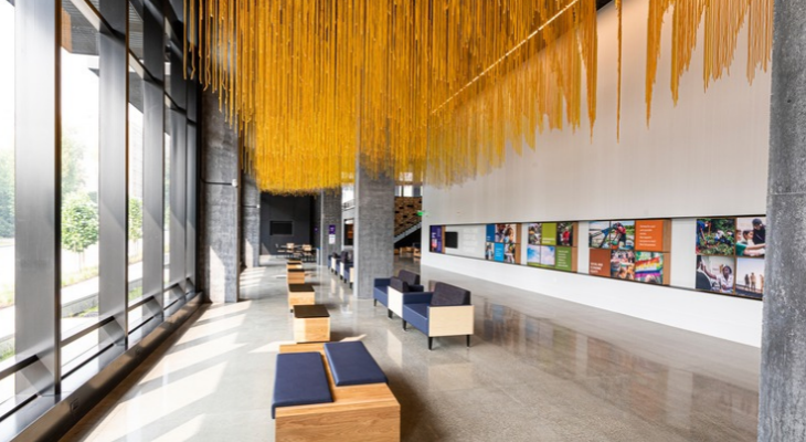 First floor lobby of Hans Rosling Building, UW
