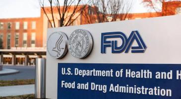 Photo FDA sign outside FDA building